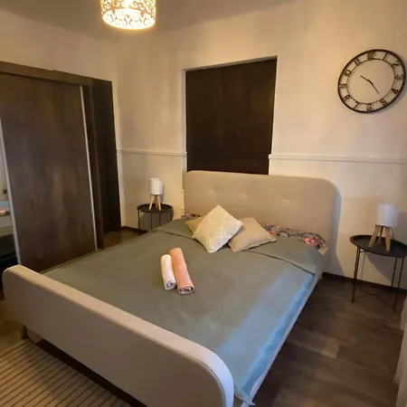 Semesterbostad Magyar Lovasvendeghaz *